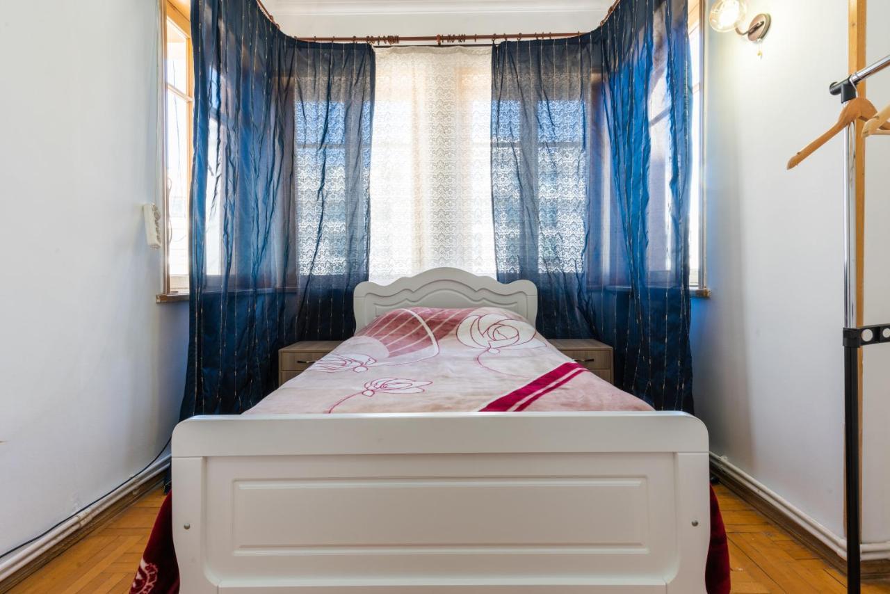 Center 4 You Hotell Tbilisi Eksteriør bilde