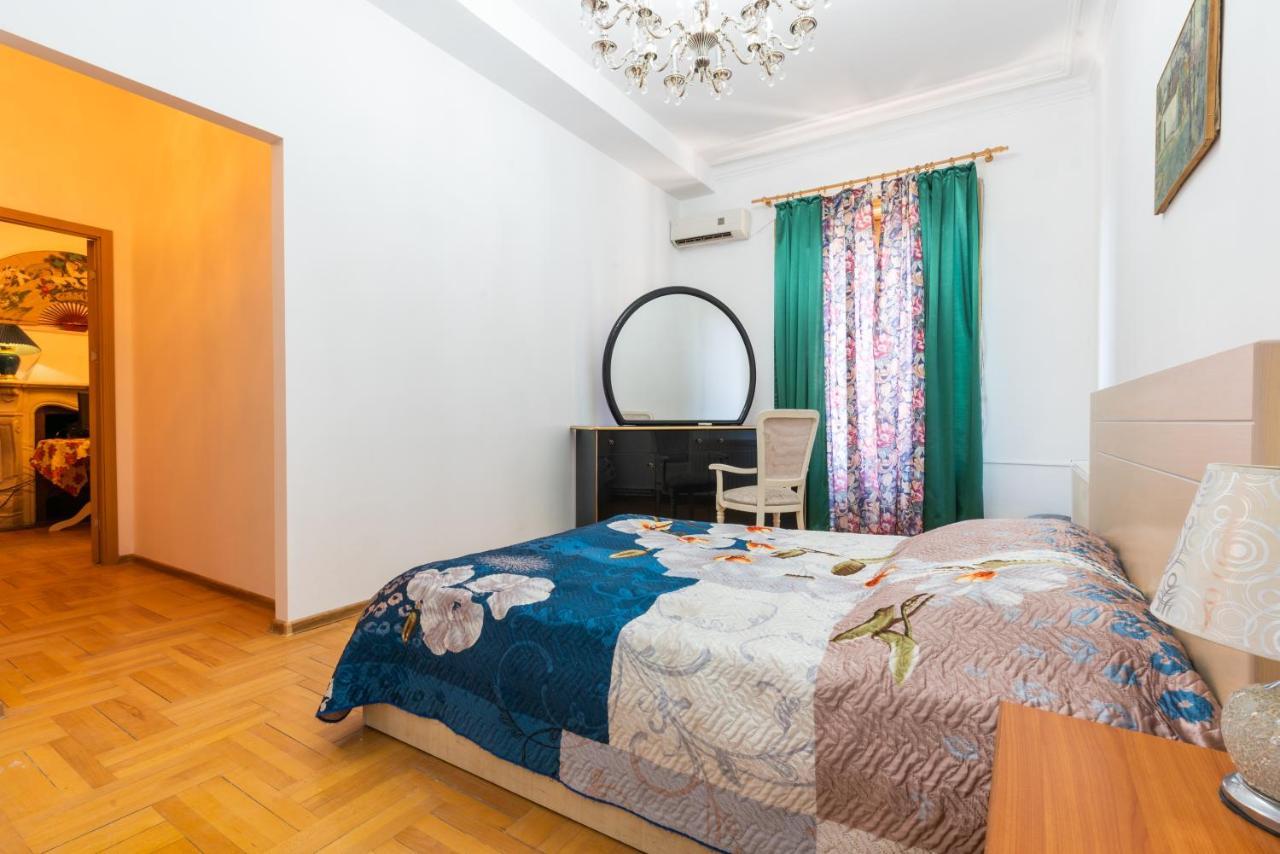 Center 4 You Hotell Tbilisi Eksteriør bilde