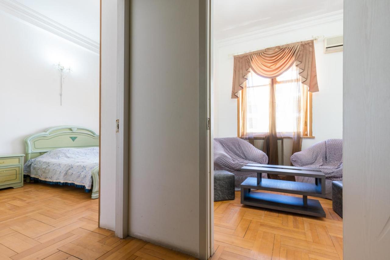 Center 4 You Hotell Tbilisi Eksteriør bilde